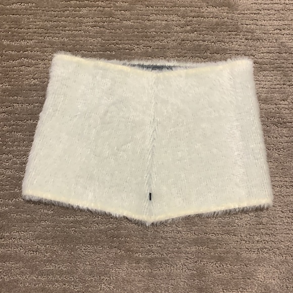 Nike Unisex Plush Knit Infinity Scarf - Picture 7 of 8